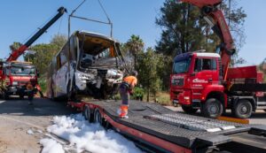 Autobús por grua